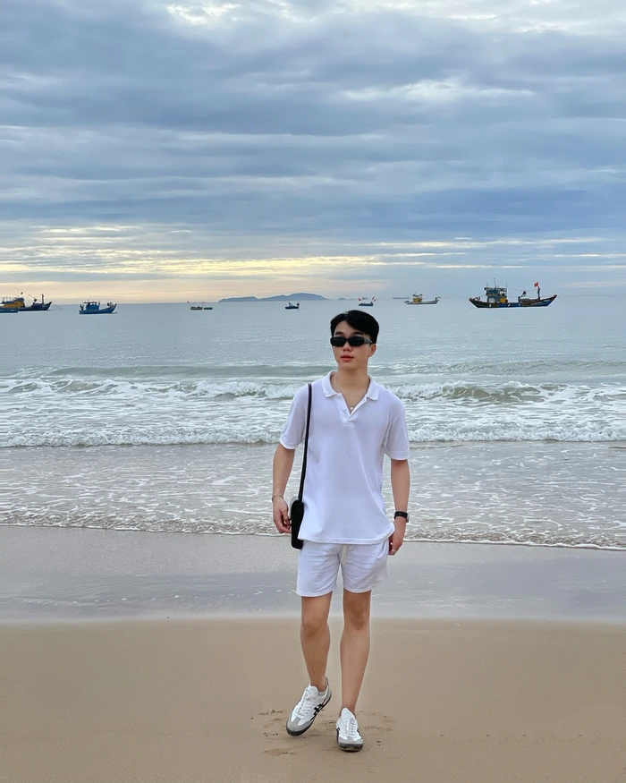 trai đẹp k11 ngây thơ đáng yêu