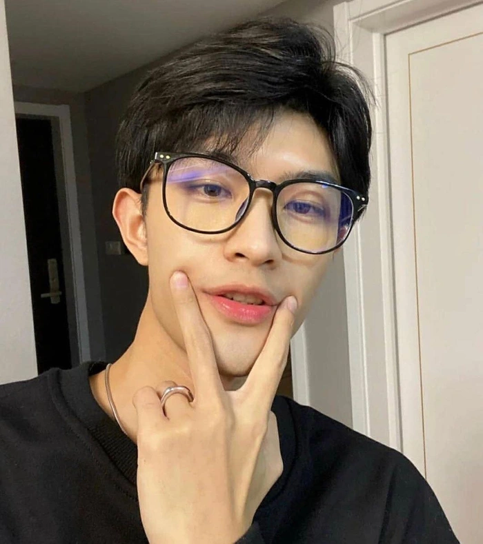 trai đẹp k11 ngây thơ hồn nhiên