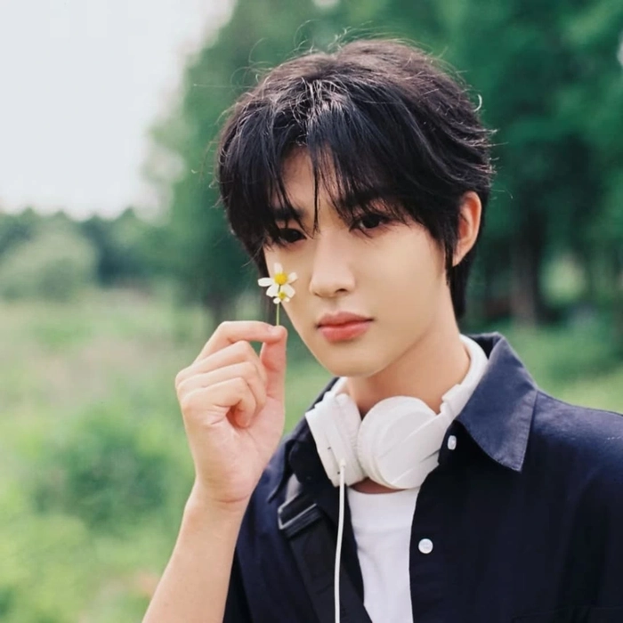 trai học sinh đẹp trai năng động