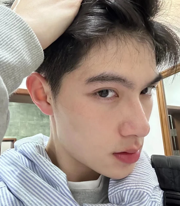 trai trung đẹp trai