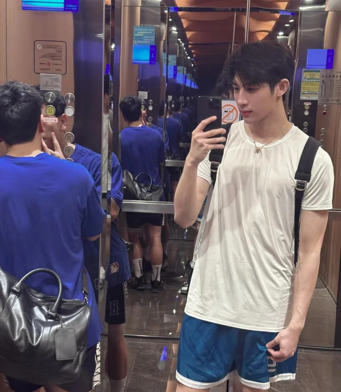 trai trung đẹp tự nhiên