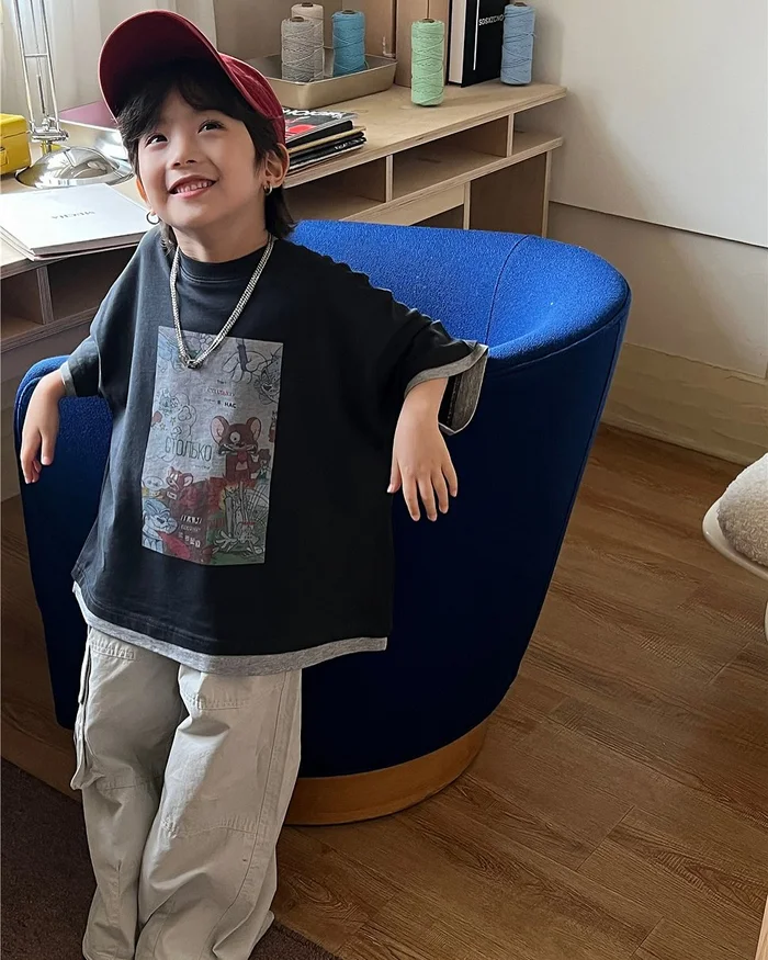 tranh vẽ bé trai đẹp 9 tuổi