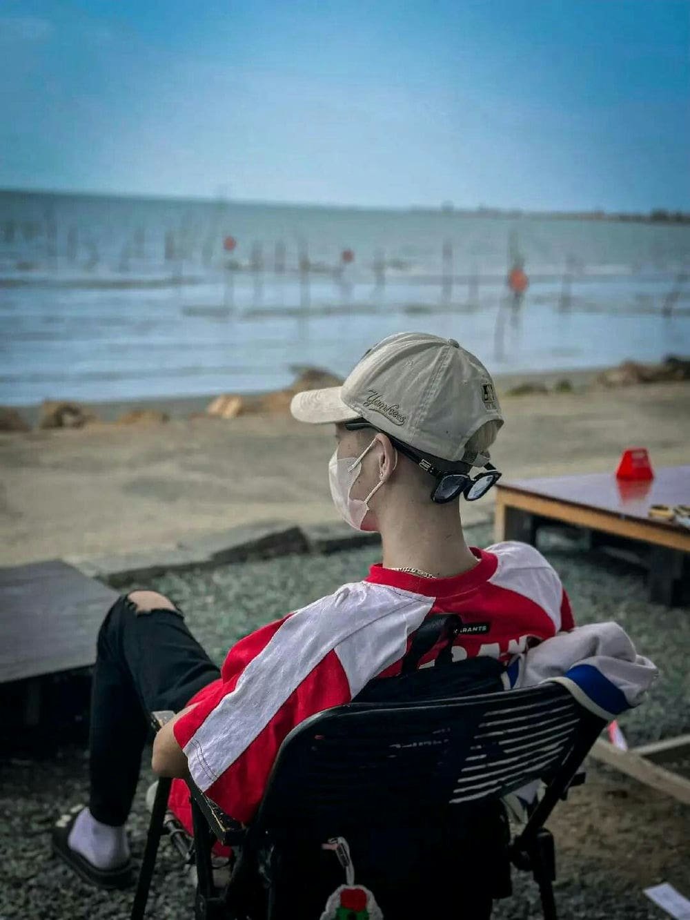 Ảnh trai che mặt ngầu