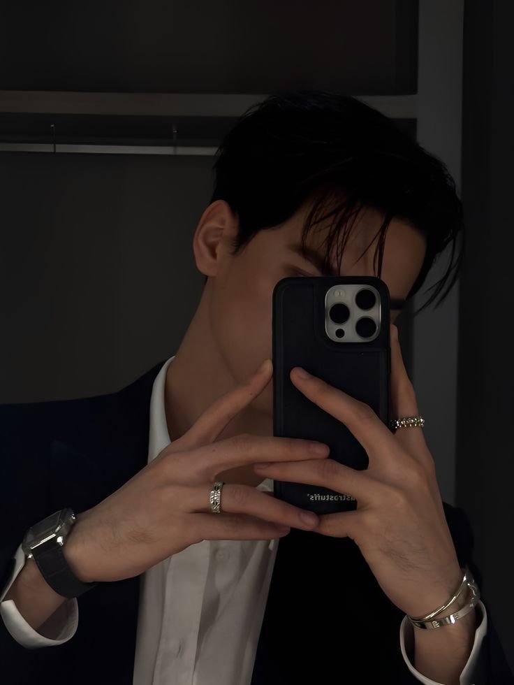 Trai đẹp che mặt chất ngầu