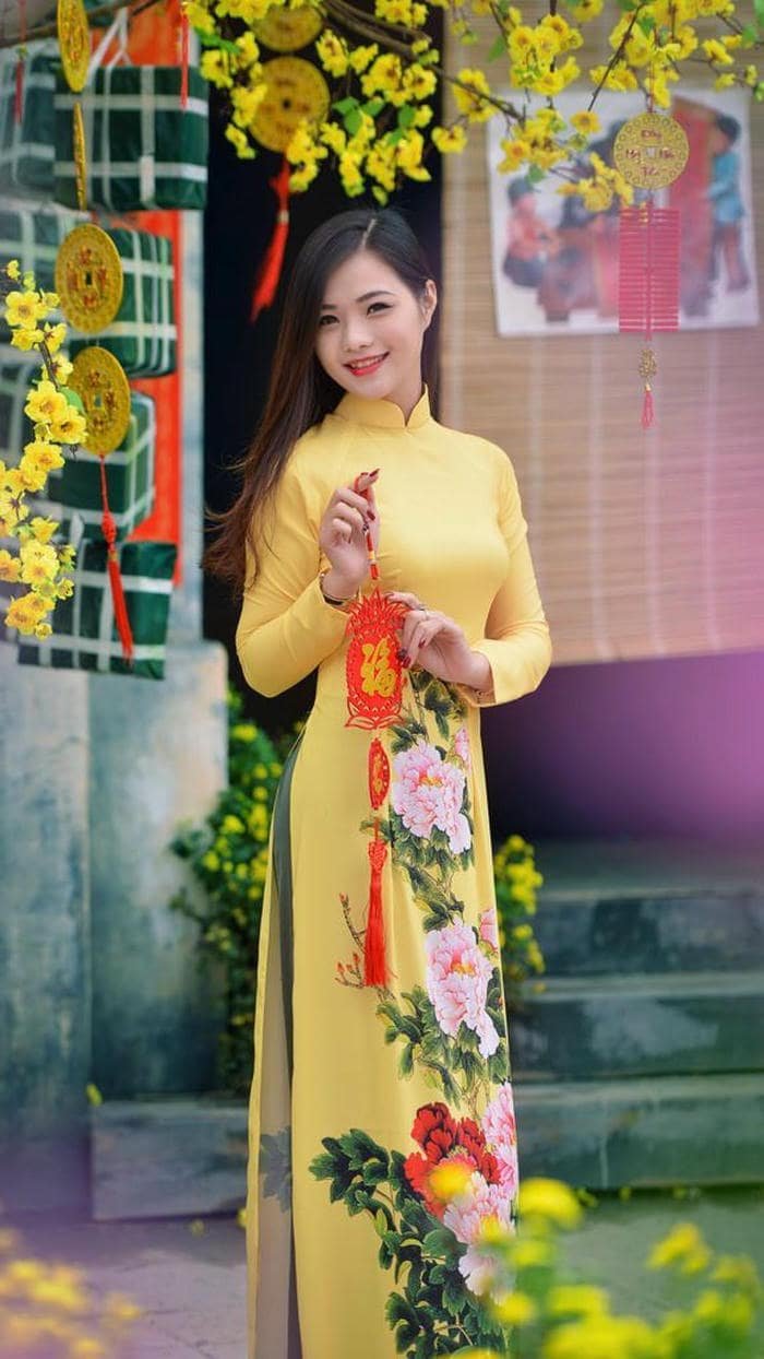 ảnh gái xinh áo dài tết thanh lịch