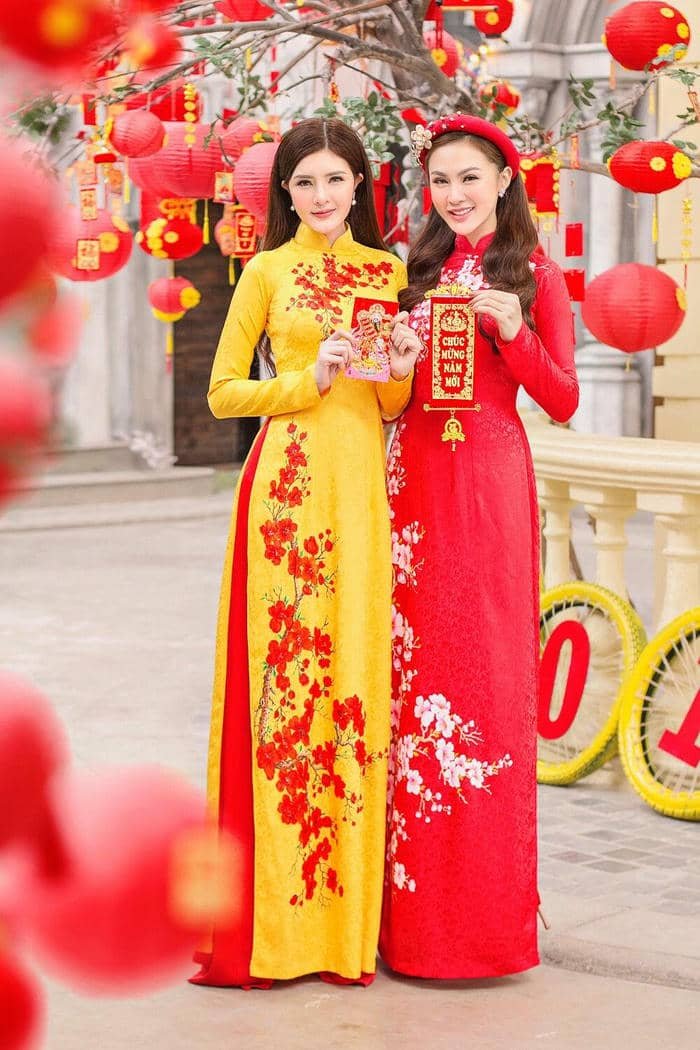 ảnh gái xinh áo dài tết tóc dài