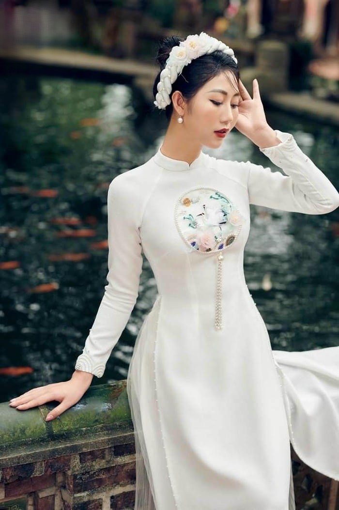 ảnh gái xinh áo dài trắng truyền thống