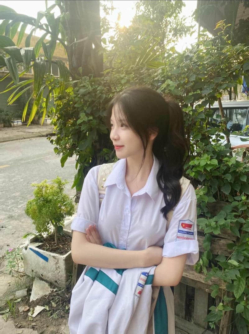 ảnh gái xinh lớp 9 cá tính