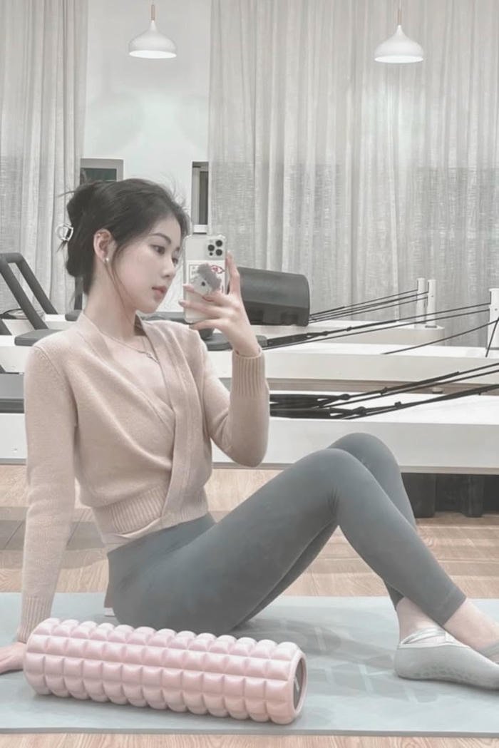 ảnh gái xinh tập yoga nổi bật