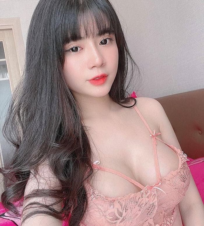 ảnh gái xinh vú to sexy