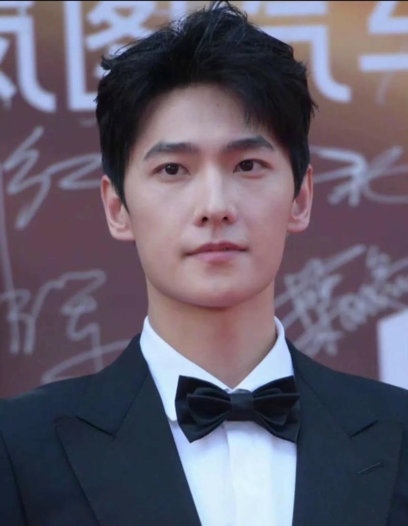 ảnh mặt trai đẹp thần thái