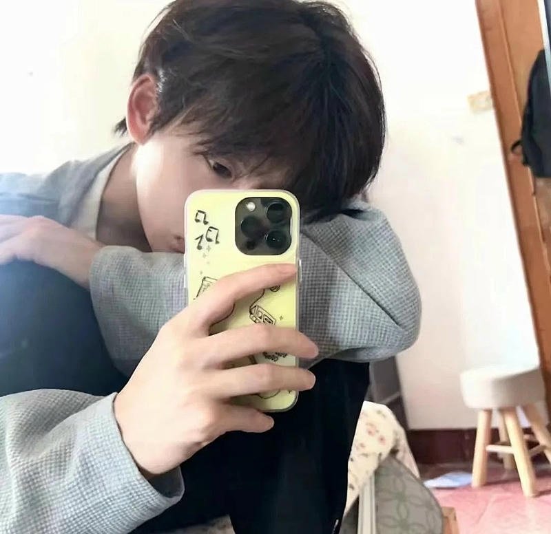 ảnh trai đẹp 2k12 che mặt