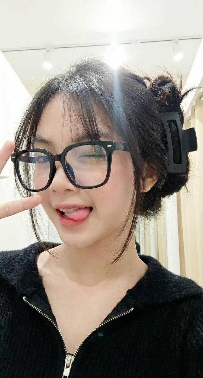 gái xinh indonesia chụp ảnh