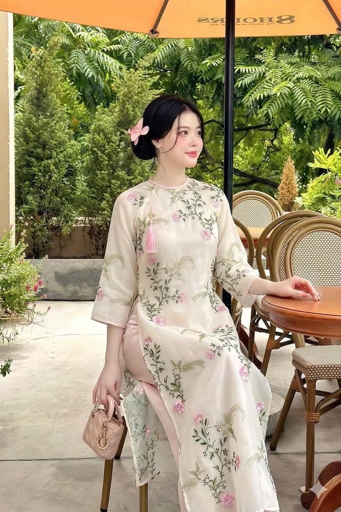 gái xinh mặc áo dài đẹp