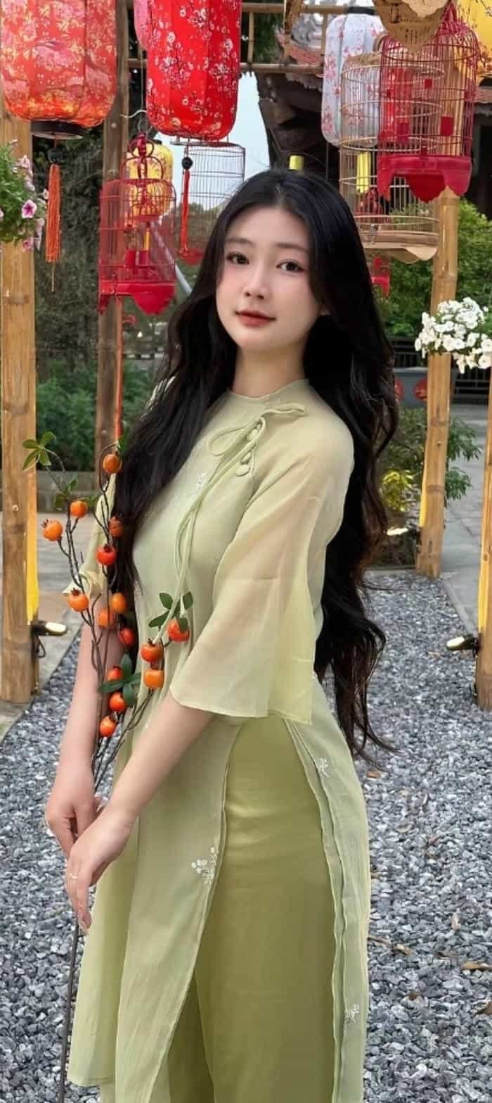 gái xinh mặc áo dài phong cách