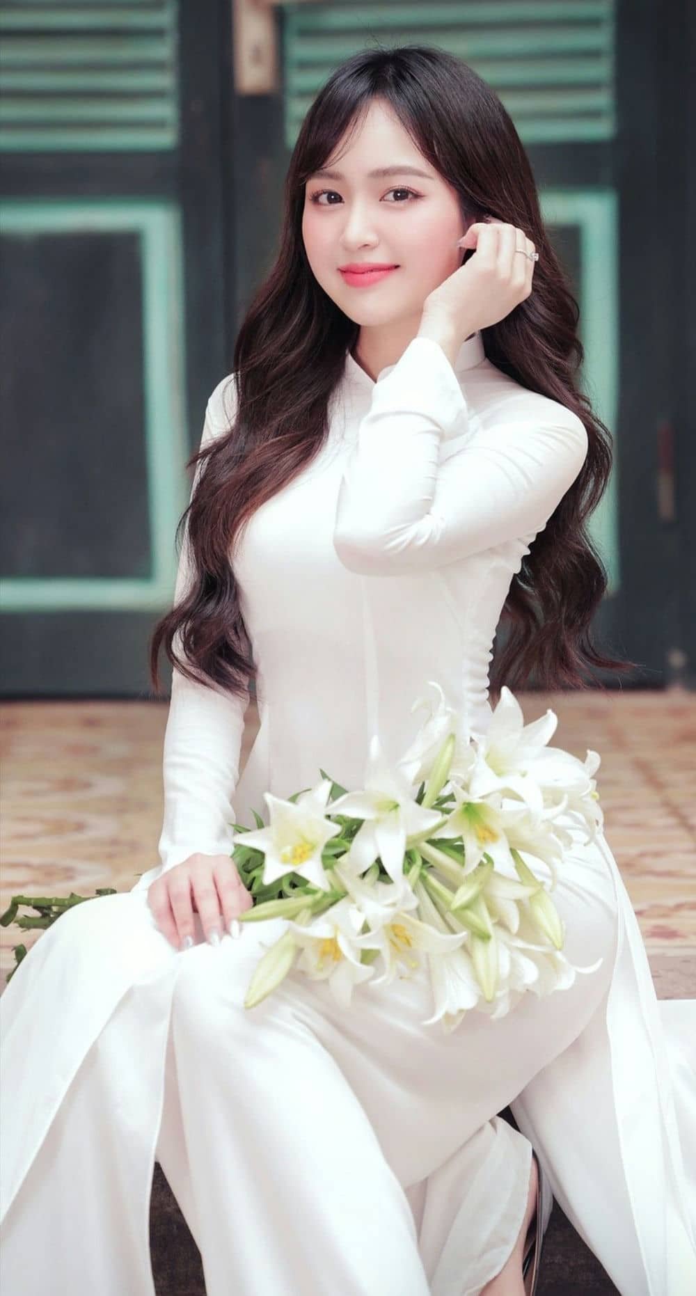 nét duyên áo dài trắng.