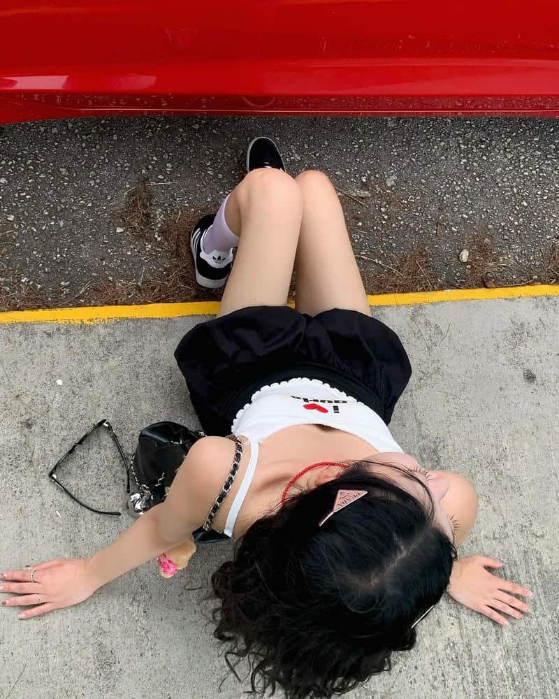 gái xinh hàn quốc váy ngắn thời trang 