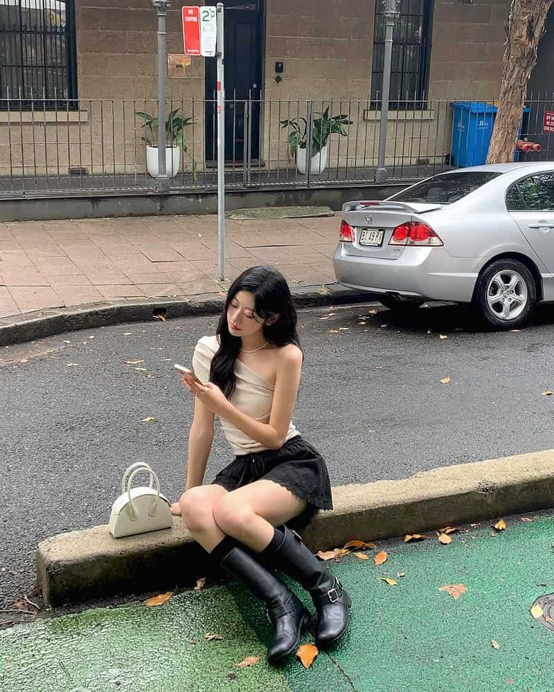 gái xinh hàn quốc váy ngắn hiện đại 