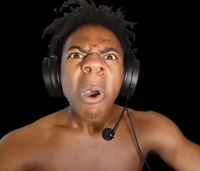 Meme bất ngờ khi nghe chuyện bất ngờ