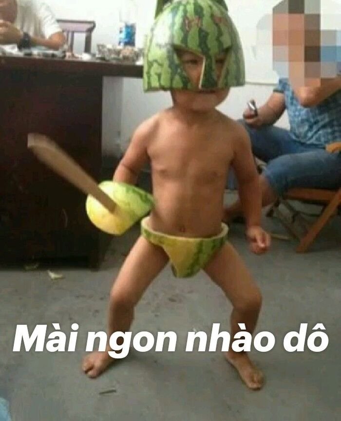 meme chửi nhìn chằm chằm