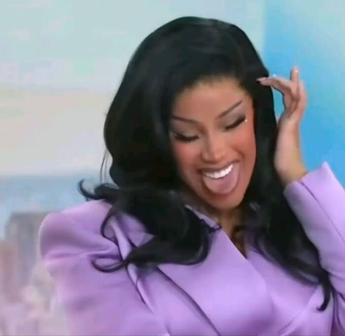 meme cười khoảnh khắc hài