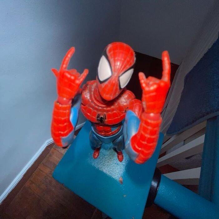 meme spiderman biểu cảm hài