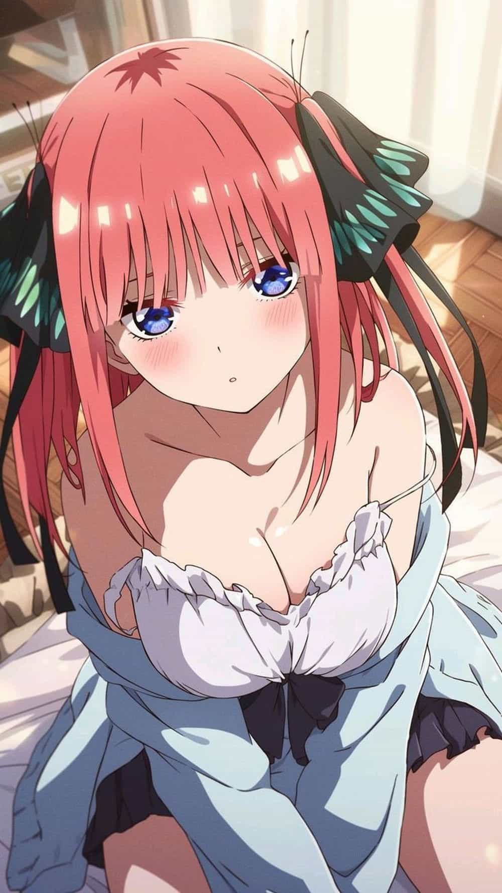 Miku nakano góc nghiêng đẹp