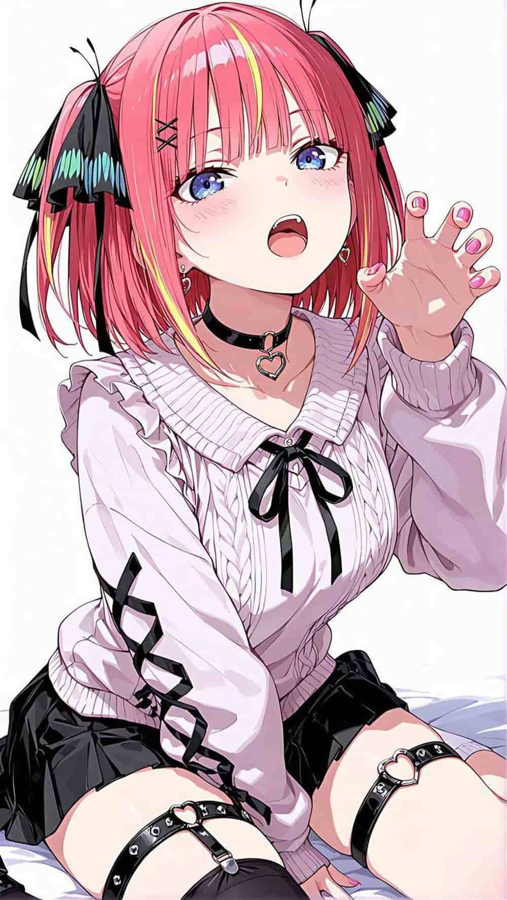 Miku nakano nền trời xanh