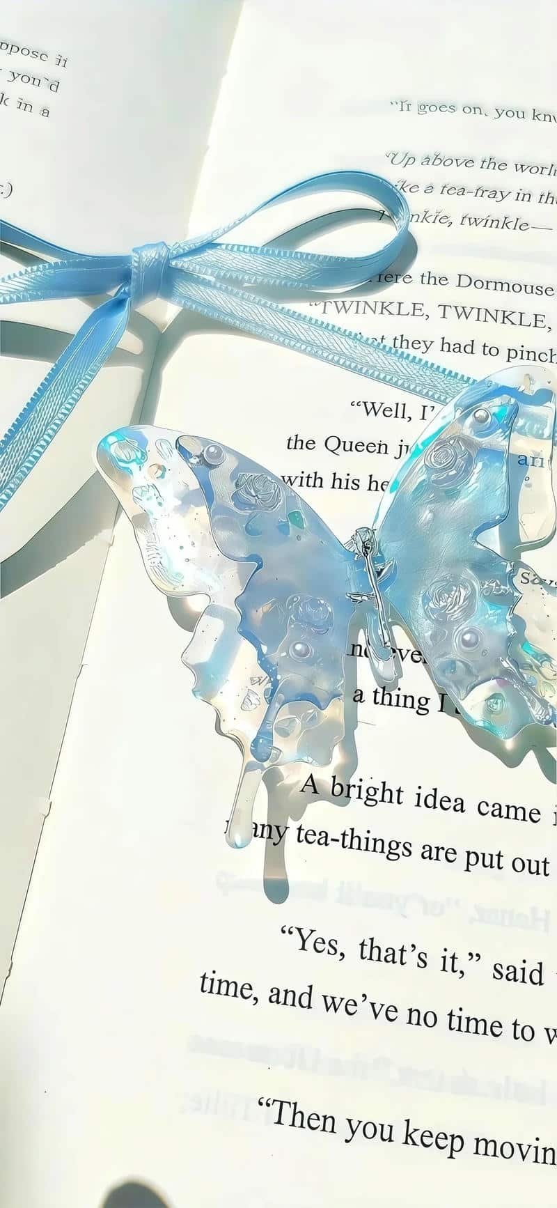 Ảnh hình nền màu xanh sắc nét