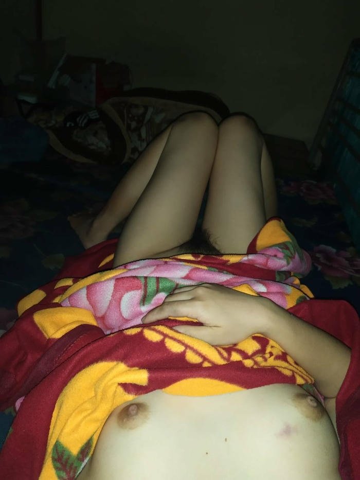 Ảnh sex thiên địa dâm loạn, vú to lồn hồng