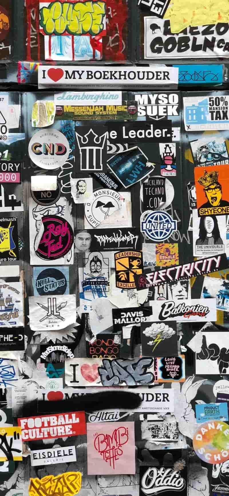 Bộ ảnh hình nền graffiti miễn phí