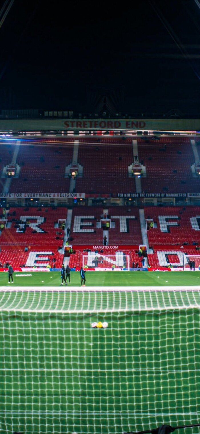 Hình nền Manchester United ngầu sân cỏ