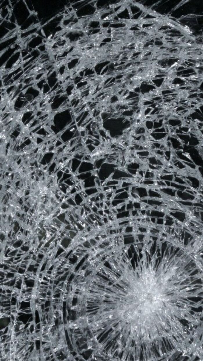 Hình nền màn hình vỡ cực nét