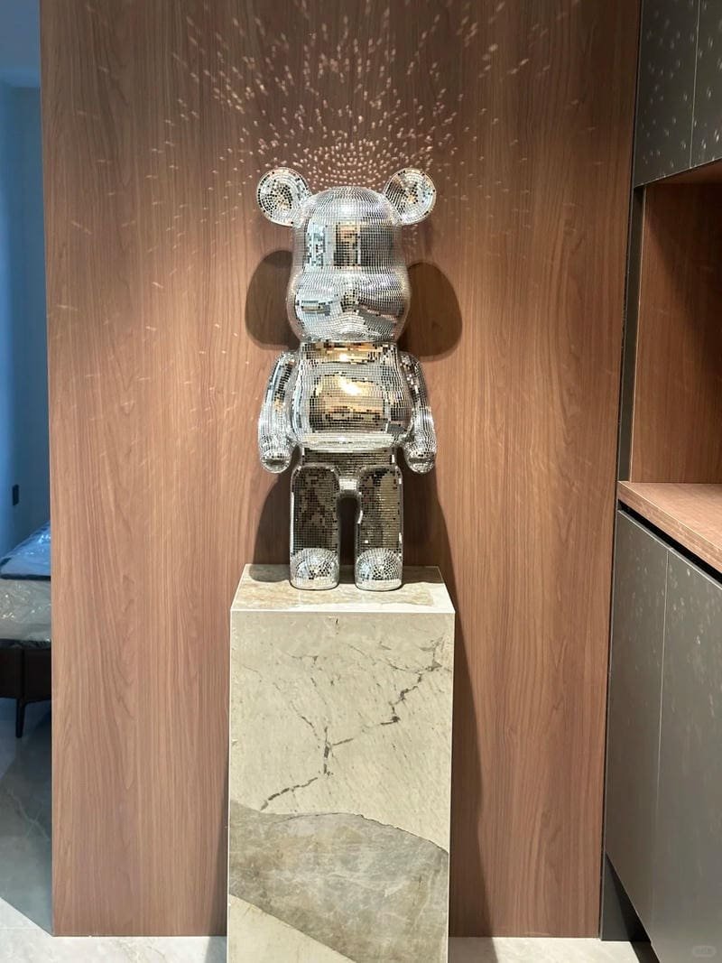 Tải về hình nền bearbrick chất lượng cao