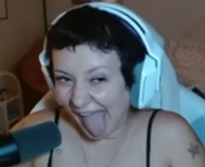 meme cười đểu mặt hài