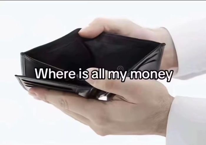 ảnh meme hết tiền chuẩn