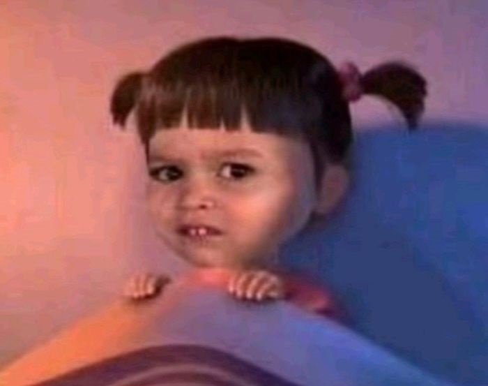 ảnh meme sợ hãi em bé